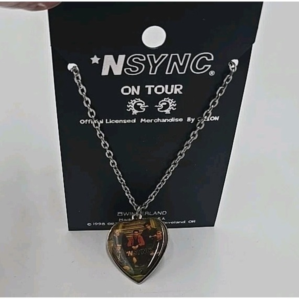 NWT Nsync On Tour Winterland 1998 Necklace Heart Boy Band Y2K Timberlake